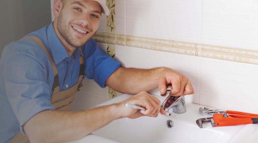 Handle or spout repair in Haslett, MI